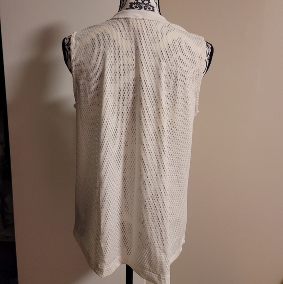 New Nike muscle tee - Picture 3 of 5